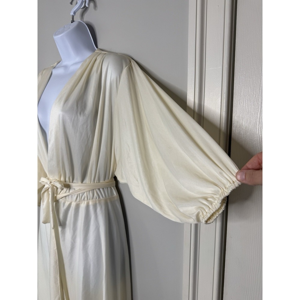 Vintage Cream Satin Robe Size L Boho Bridal Puff Sleeve Tie Waist Romantic - Picture 4 of 14